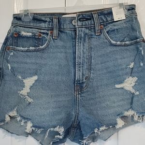 Abercrombie & Fitch High Rise Mom Short